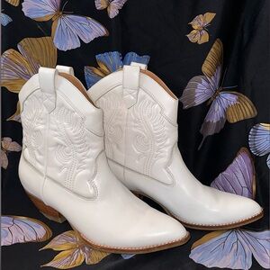 Jeffrey Campbell White Cowboy Booties